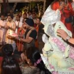 Salman Khan performs aarti at Khan family’s Ganpati visarjan; joins Iulia Vantur to offer prayers to Bappa – PICS |