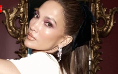 In 2020, Jennifer Lopez invested USD 1.365 million in a solar-panel-powered LA home remodelled with red roof tiles and a spacious floor plan |