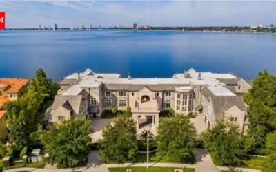 In 2005, Derek Jeter assembled three Tampa waterfront lots for $7.7 million and built a 22,000-sq-ft mansion; after selling it for $22.5 million in 2021, the home was marked for demolition