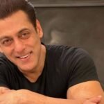 Salman Khan folds his hands as the crowd surrounds him after Ganpati darshan; asks security to protect children as young fans gather to catch his glimpse | Hindi Movie News