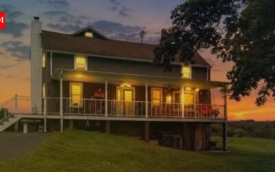 A New Jersey family has owned a 135-acre Christmas tree farm for 80 years; the preserved property, with an 1839 barn, 21 acres of cropland and a guest cottage, is now listed for $1.485 million