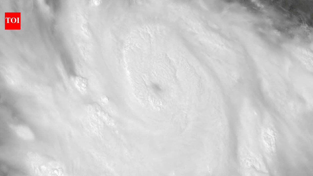 Super El Niño: California declares emergency as Hurricane Polo remains Category 5 off Mexico