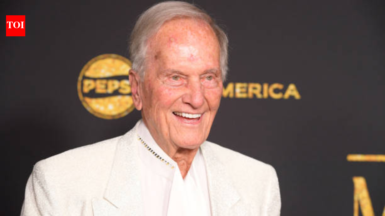 In 1960, Pat Boone paid $159,000 for a 1939 Beverly Hills estate, later adding a guest house and turning an open-air patio into a rec room; 66 years later, the 1.12-acre home is asking $22.95 million