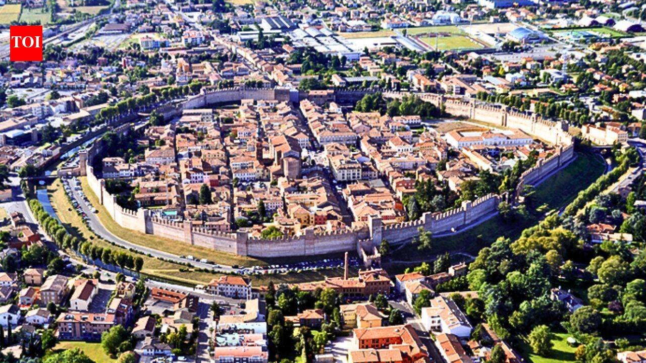 An Italian town is rebuilding its school with 70% of the old building’s demolition waste; it will also collect rainwater | World News