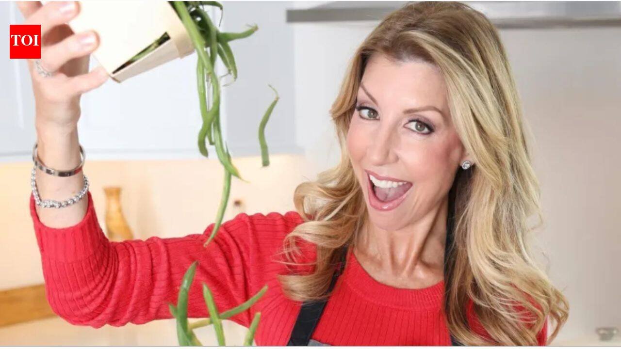 Meet Shereen Pavlides, the former Glen Mills resident who turned home cooking into a digital career; the 1990 high school graduate now has about 5 million TikTok followers, 2 million on Facebook and 1.45 million YouTube subscribers