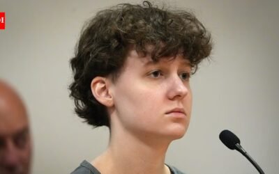 Florida teen sentenced to 50 years in prison after pleading guilty to killing mother and her boyfriend in planned ambush | World News