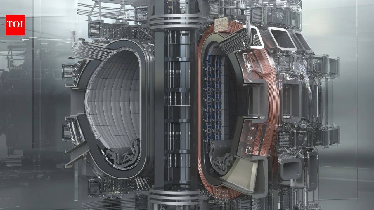 The US approved construction of its first commercial small modular reactor, a 300-megawatt Tennessee project that cleared a 14-month review but still needs a license before operating