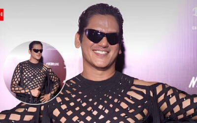 Vijay Varma’s all-black cut-out outfit grabs attention; netizens call him ‘Male Uorfi Javed’, ‘cartoon’ |