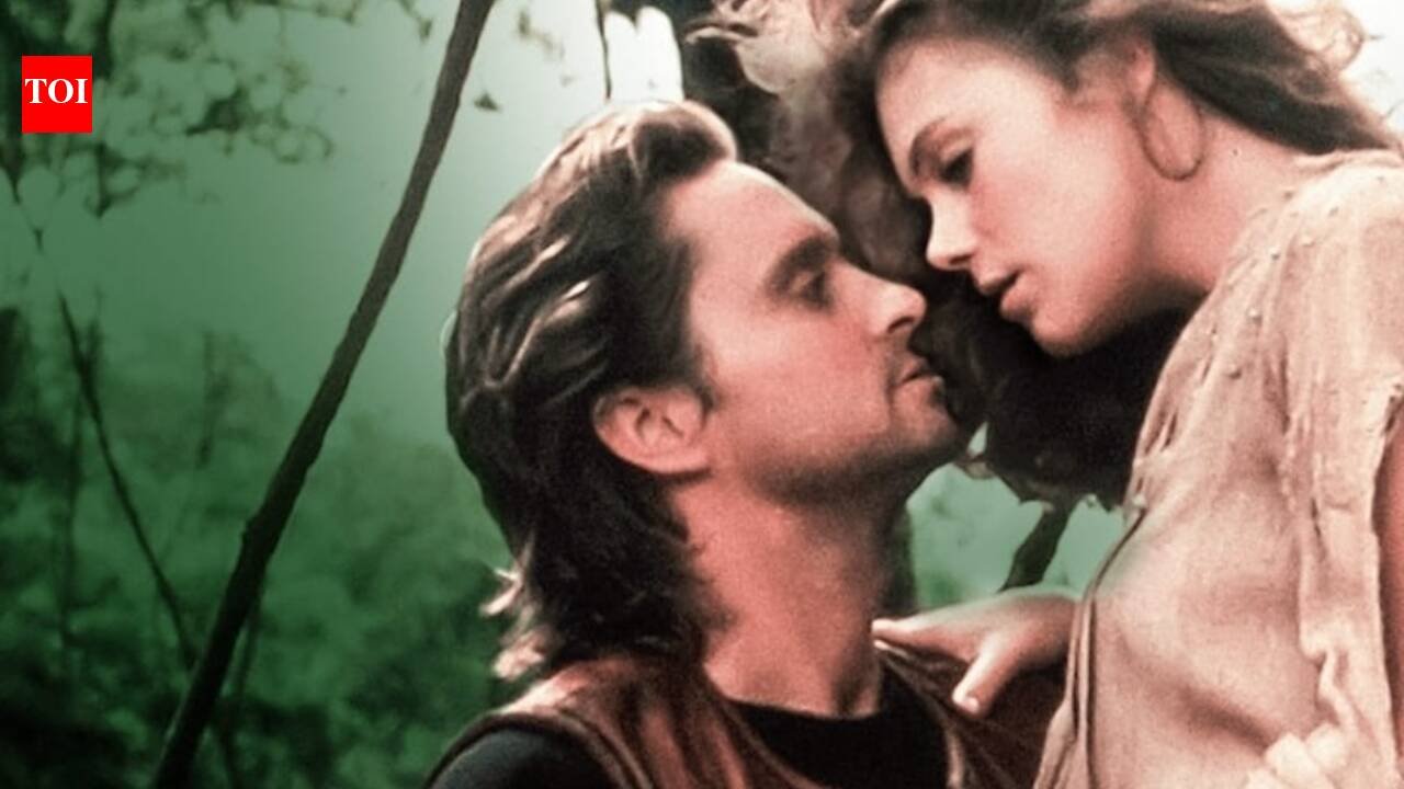 Michael Douglas ADMITS to secret affair with Kathleen Turner during ‘Romancing the Stone’; says he lied about romance to ‘protect my wife and son’﻿ |