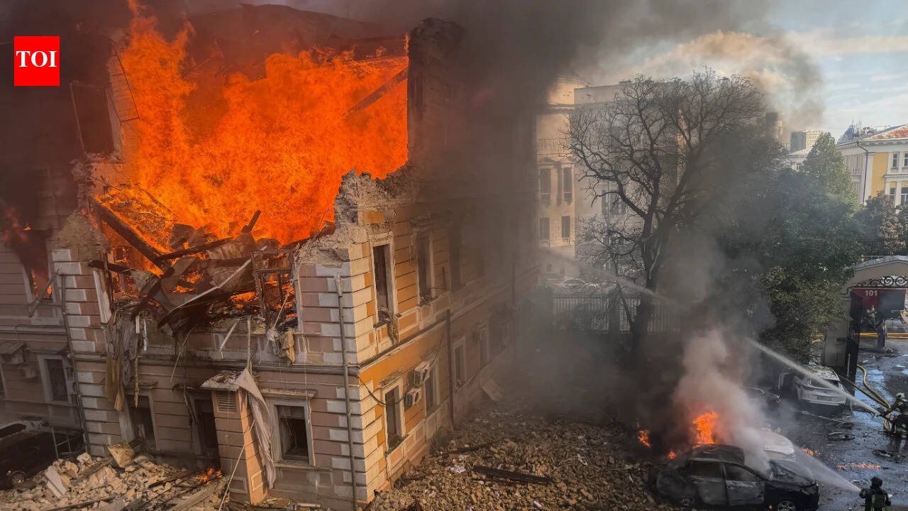 Russia vows massive hits on Kyiv, urges diplomats to leave