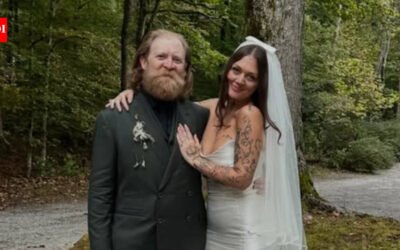 ‘Ex’s & Oh’s’ singer Elle King and tattoo artist Dan Tooker tie the knot: ‘Best day of my life’ |