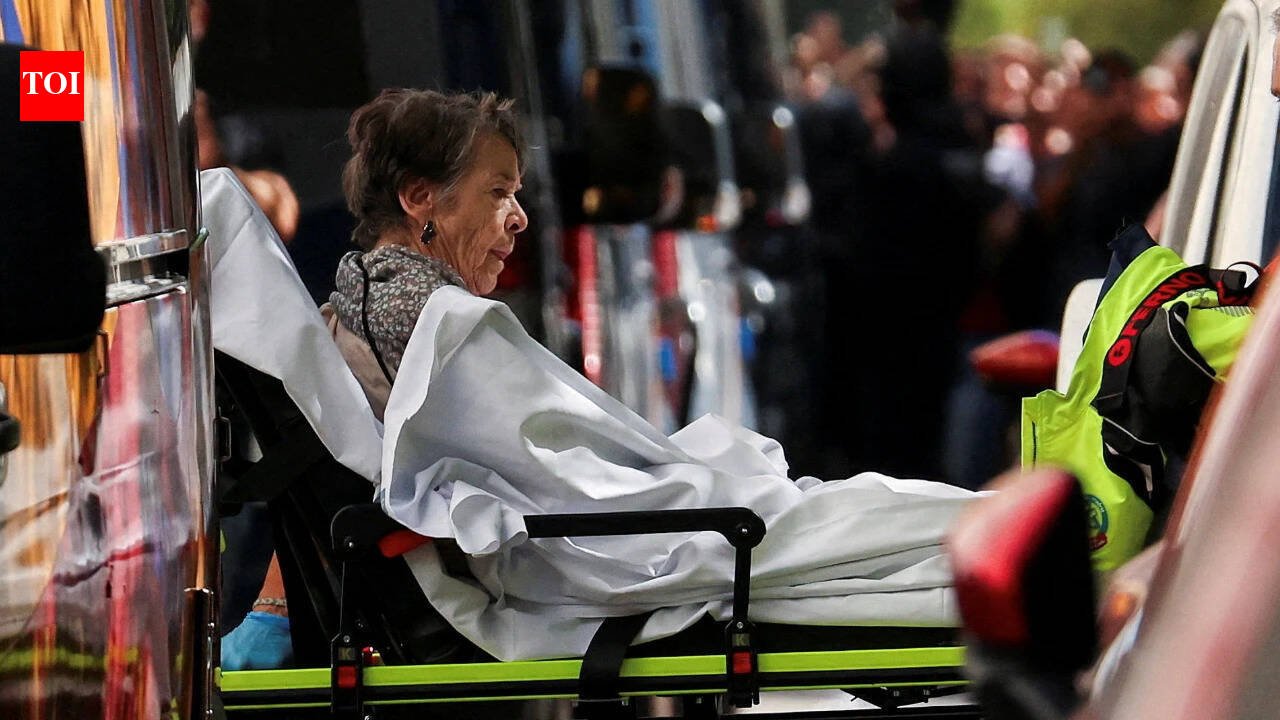 María Del Carmen Abascal: ‘Maricarmen lives, the fight goes on’: 87-year-old dies after becoming symbol of Spain housing crisis