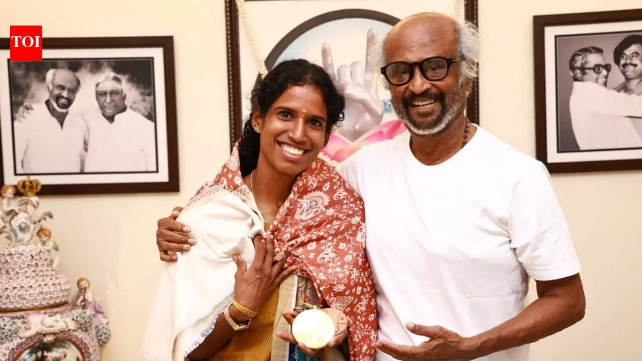 Superstar Rajinikanth meets Asian Games medallist Vithya Ramaraj; congratulates her on winning three medals | Tamil Movie News