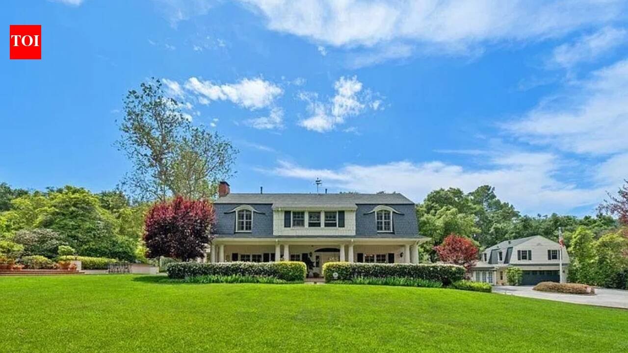 In 2008, a California couple bought a home and found remnants of an old backyard railway; they rebuilt the garden train with a former Disney Imagineer, and the estate sold for $8.5 million