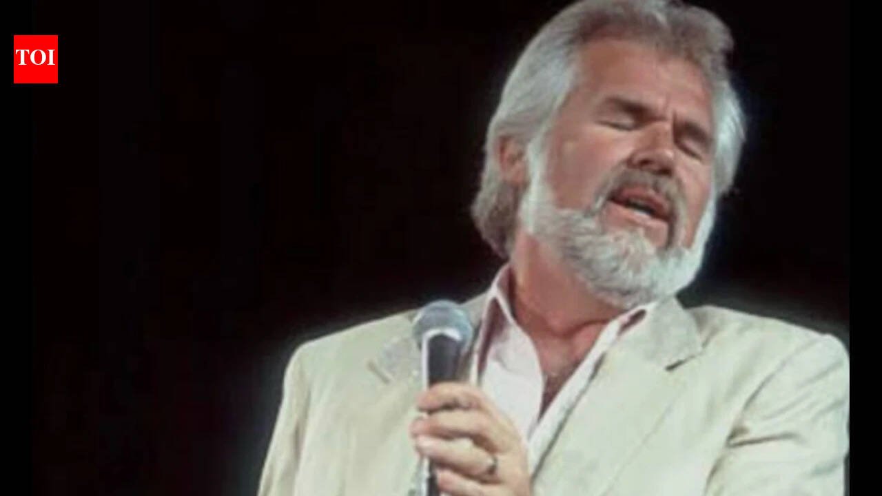 In 1983, Kenny Rogers purchased his Georgia estate and then spent 15 years turning it into Beaver Dam Farms﻿ |