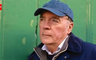 In 2015, James Patterson pledged $1.25 million to US school libraries; after requests poured in, he raised his gift to $1.75 million, helping 467 libraries fund books, reading programmes and repairs