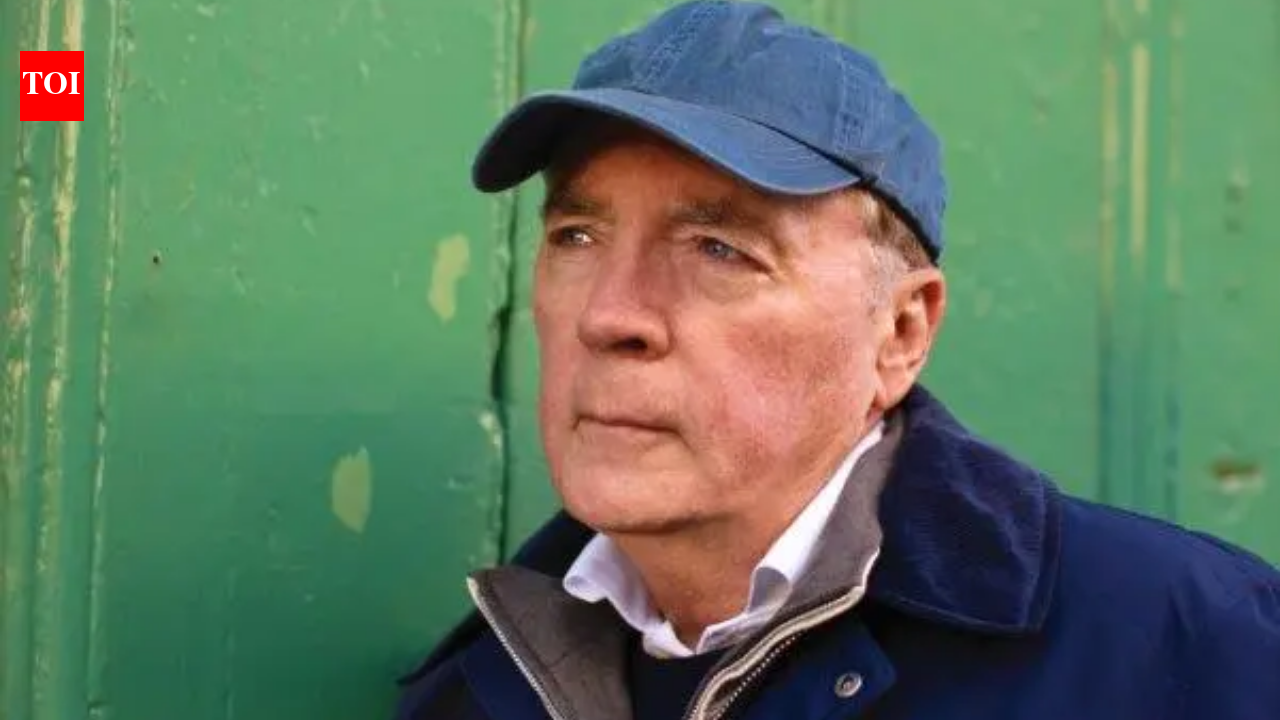 In 2015, James Patterson pledged .25 million to US school libraries; after requests poured in, he raised his gift to .75 million, helping 467 libraries fund books, reading programmes and repairs