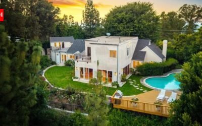 In 1941, a Beverly Hills home was built for Boris Karloff; after later belonging to Gregory Peck, writers who bought it for about $2.8 million in 2003 returned the preserved estate to market for $6.5 million in 2026