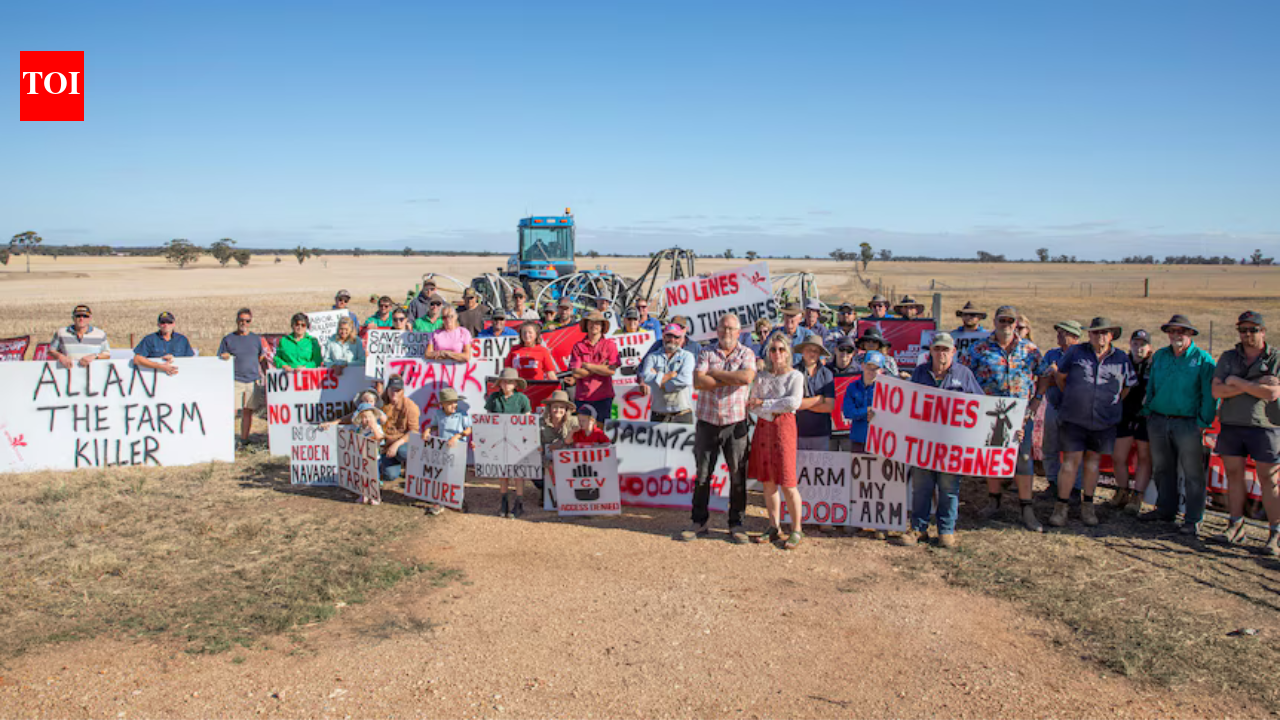 12 Australian farming families were fined $814 each for blocking surveyors; they say a proposed 480-kilometre power line threatens their land | World News