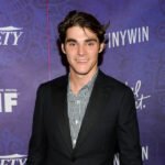 RJ Mitte dies by suicide: ‘Breaking Bad’ co-stars Bryan Cranston, Aaron Paul, Dean Norris, Marlee Matlin and other Hollywood stars pay tribute |