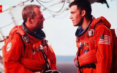 Bruce Willis once told co-star Ben Affleck that he shouldn’t star in the Oscar-winning film ‘Shakespeare in Love ’: ‘He hadn’t read the script’ |