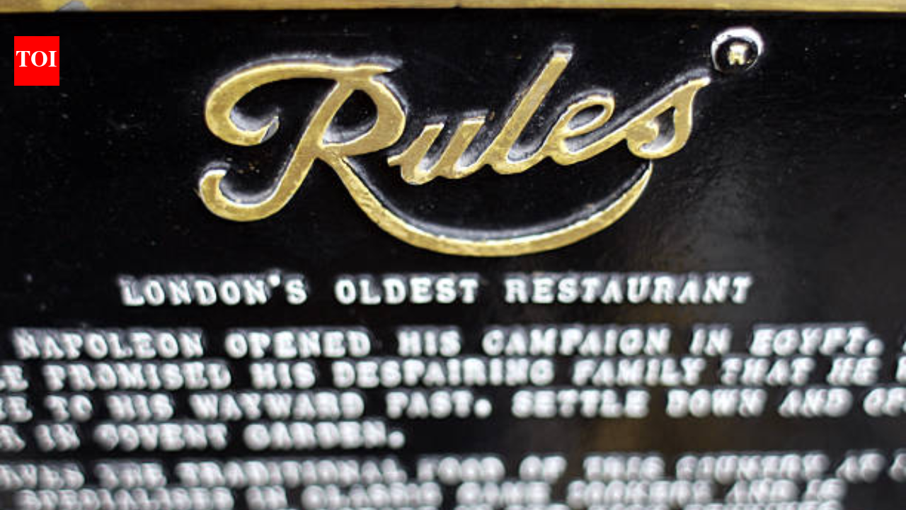 London’s oldest restaurant, where Edward VII met his mistresses and showbiz stars gathered backstage, has now been donated to the National Trust after 228 years