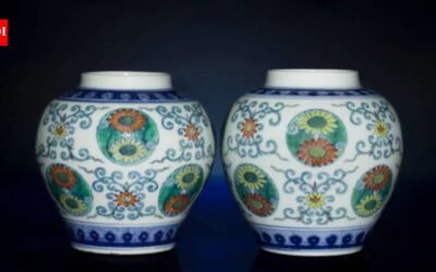 A collector paid about $25 for two colourful jars at a London thrift shop; experts later identified them as rare 18th-century Qing Dynasty porcelain and the pair sold for more than $74,000