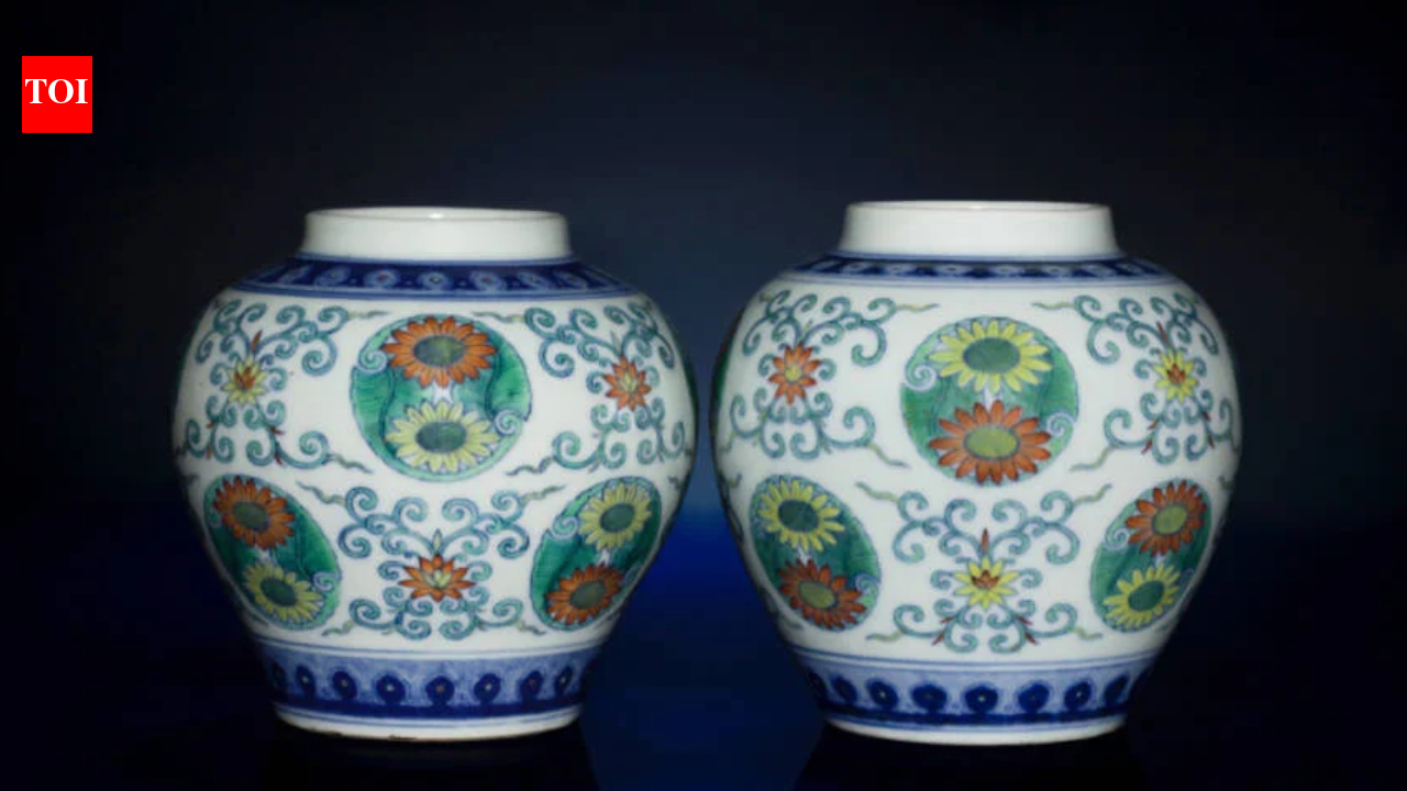 A collector paid about $25 for two colourful jars at a London thrift shop; experts later identified them as rare 18th-century Qing Dynasty porcelain and the pair sold for more than $74,000