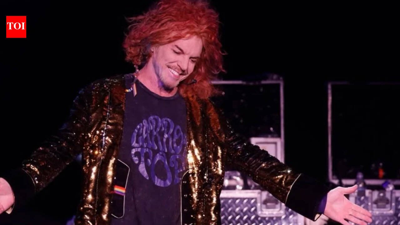 Carrot Top issues the first statement after his suicide attempt and confirms his return to the stage: ‘Thank you for being there for me…’﻿ |