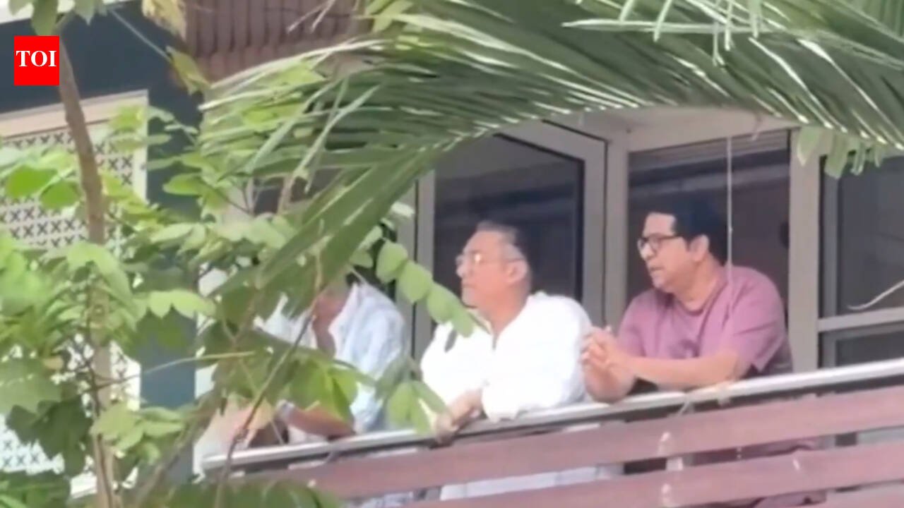 Aamir Khan meets Raj Thackeray at Shivtirth in Mumbai amid nephew Imran Khan’s challenge to ‘leave India’ notice in Bombay High Court – Report | Hindi Movie News