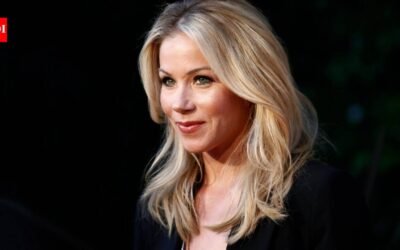 Christina Applegate reveals she was ‘misdiagnosed’ with multiple sclerosis; says ‘I haven’t gotten better… I’ve gotten worse’ |