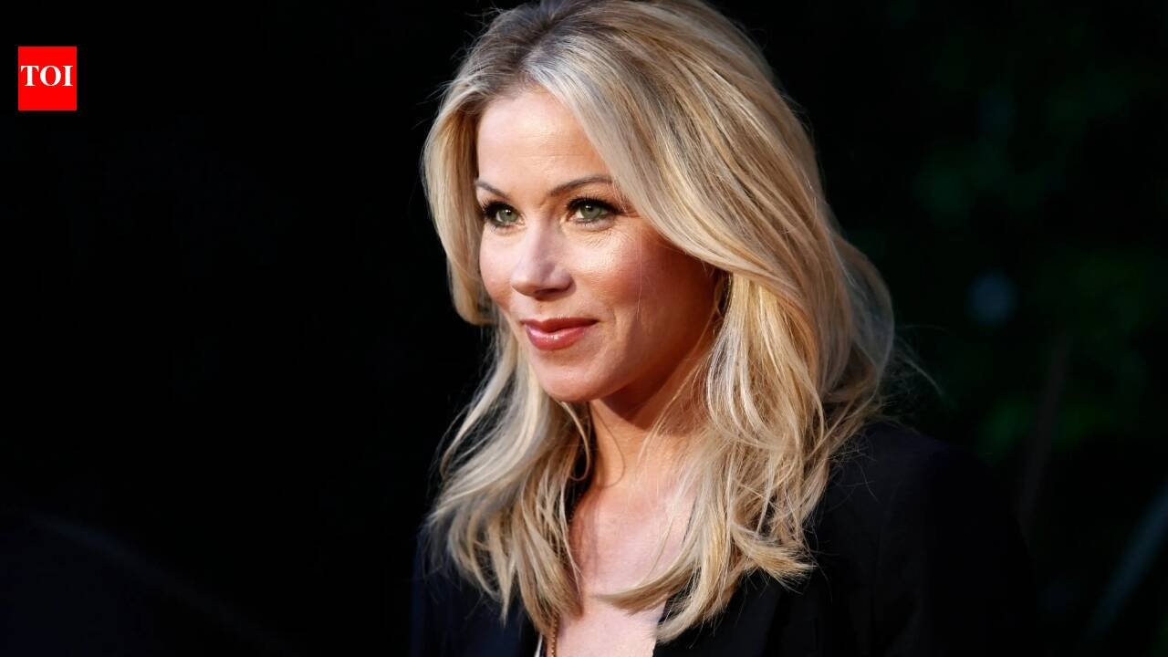 Christina Applegate reveals she was ‘misdiagnosed’ with multiple sclerosis; says ‘I haven’t gotten better… I’ve gotten worse’ |