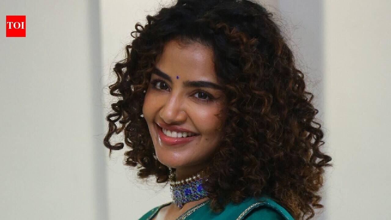 ‘Bison’ actress Anupama Parameswaran hits back at online trolls, says criticism is important only when it is healthy: ‘Why should I respond to people who deliberately post negative reviews?’ | Tamil Movie News