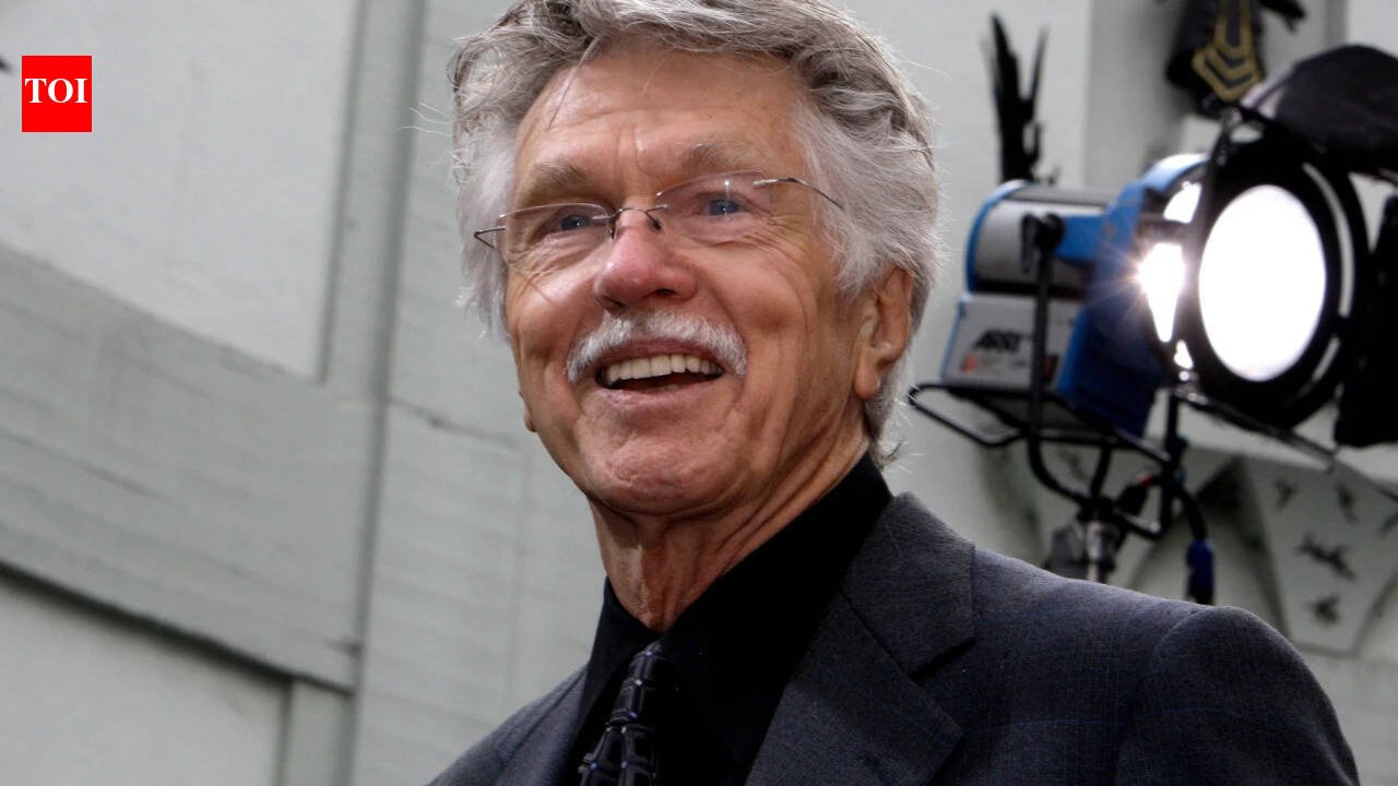 Tom Skerritt, Emmy-winning star of ‘Picket Fences’, ‘Alien’ and ‘Top Gun’, psses away at 93 |