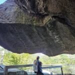 An 80-ton boulder that had hung above visitors at New Hampshire’s Polar Caves since the park opened in 1922 collapsed on the final day of the 2026 season, smashing a walkway but injuring no one
