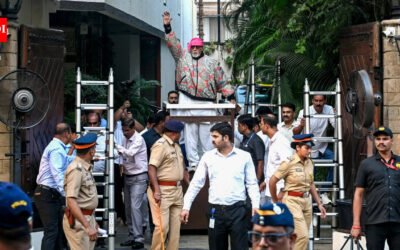 Amitabh Bachchan tightens security outside Jalsa after bomb threat; son Abhishek Bachchan joins him on Sunday Darshan |