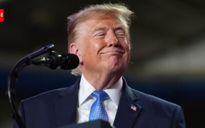US midterms: Trump skips Iowa, Kansas rallies, backs Republicans through phone campaign