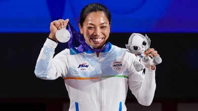 Mirabai Chanu pulls out of World Championships with back issue; Gyaneshwari Yadav finishes eighth | More sports News